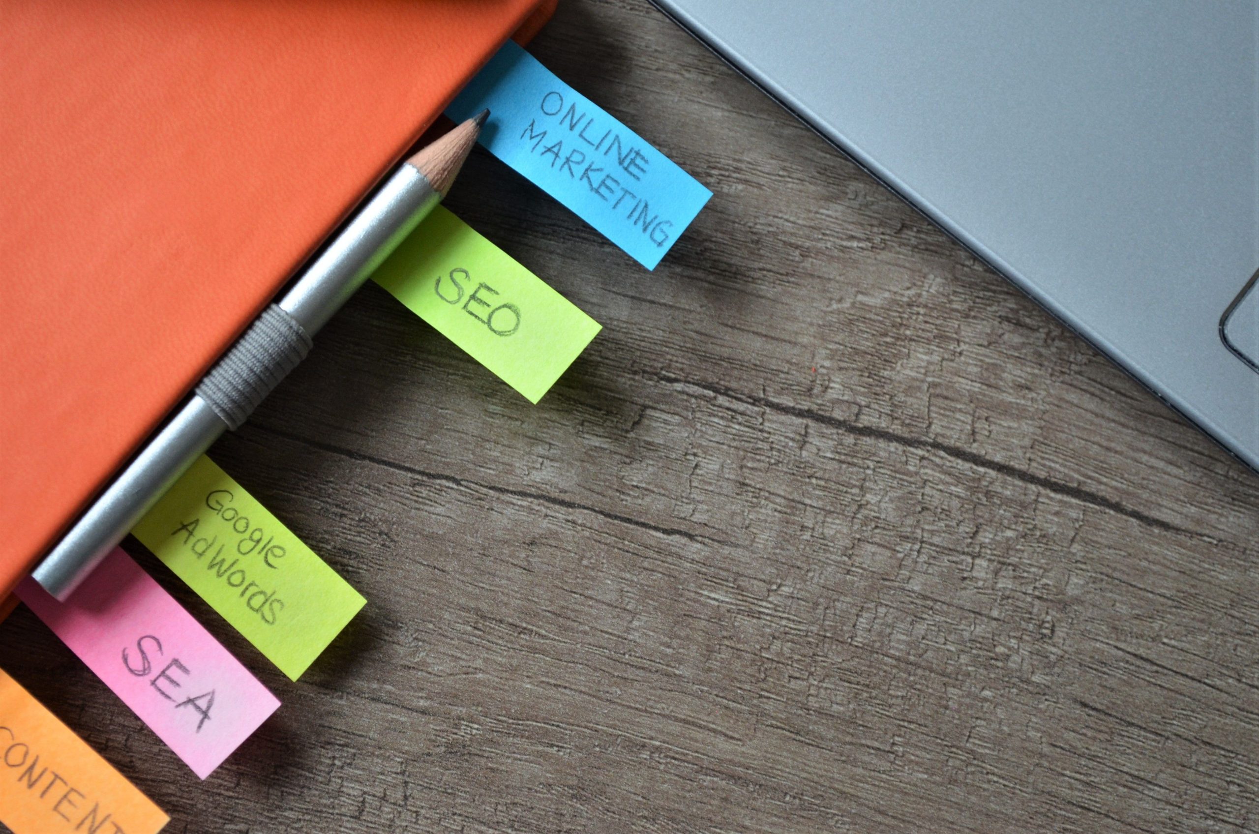 Notas y planificación de estrategia de marca y branding