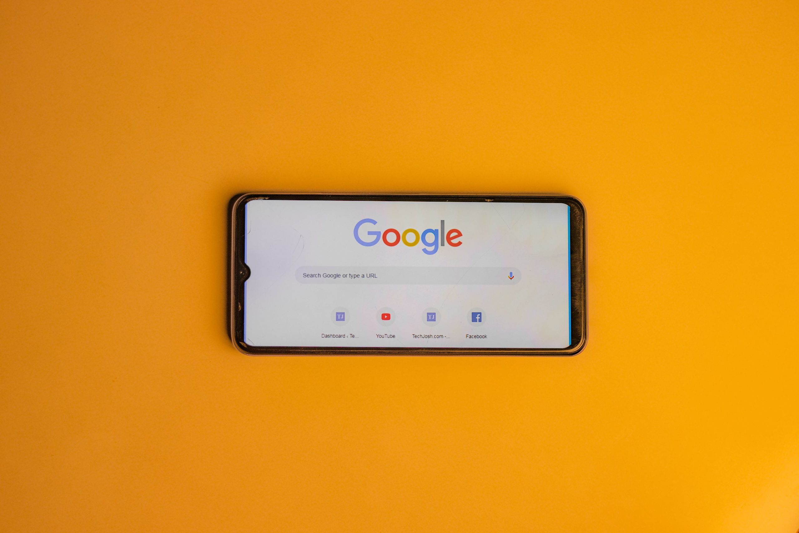 Búsqueda en Google en smartphone para SEO local